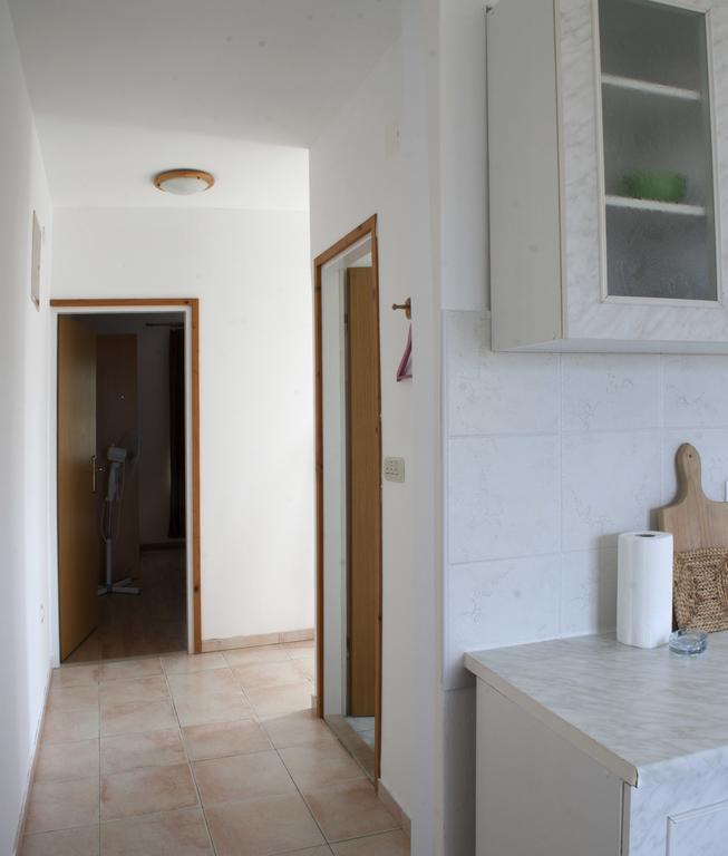 House Baglija Apartment Lumbarda Cameră foto